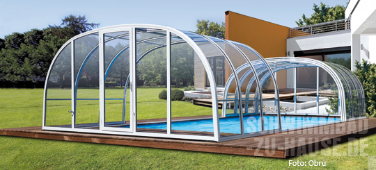 Raum-zum-(Ent)falten-Schwimmbad-Überdachung-von-Obru-2