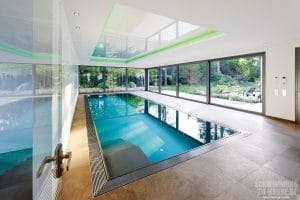 Puristischer Pool